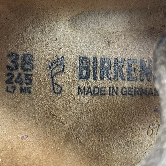 Birkenstock Arizona Sandals Womens Size 38 US 7-7.5 Tan Suede Slide - Picture 7 of 10